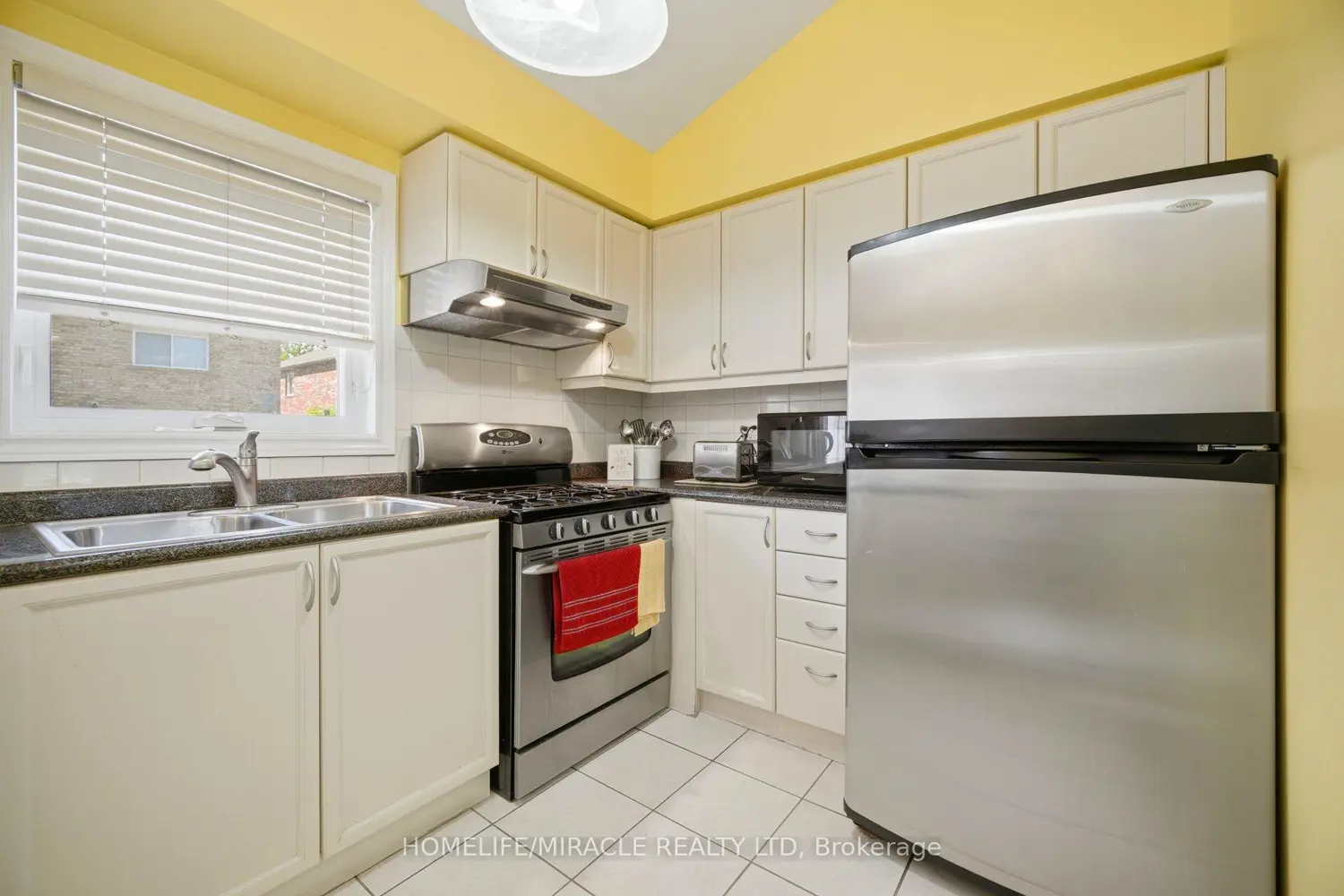 31 Larkspur Road photo 5