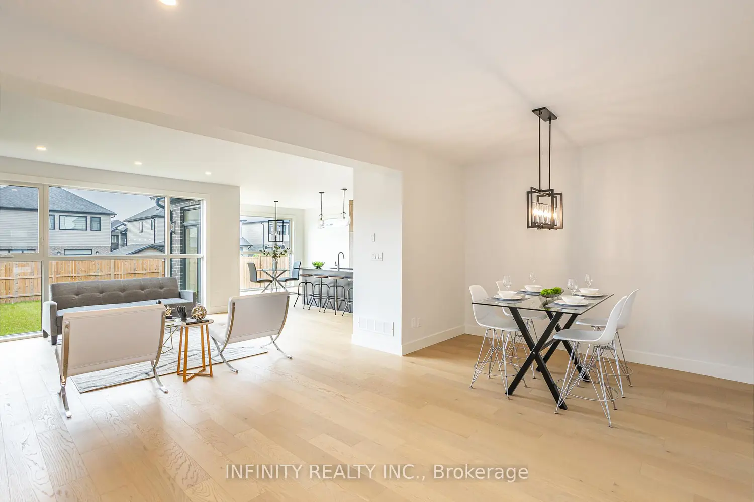 157 Crestview Drive photo 4
