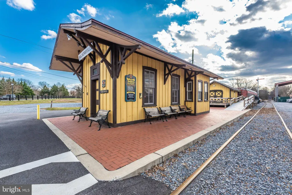 143 Polaris Drive, Walkersville, MD 21793