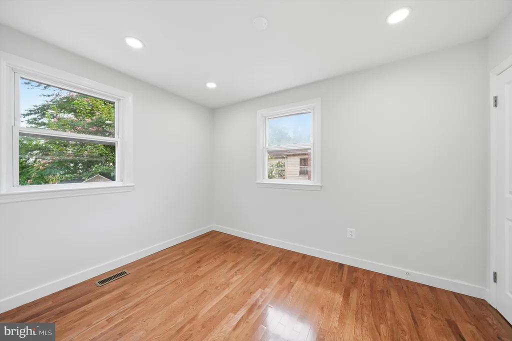 6618 Newport Road, Hyattsville, MD 20784