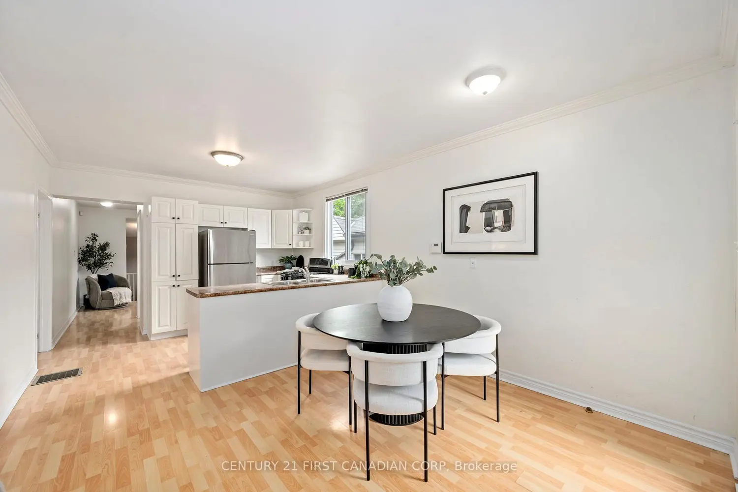 29 Weston Street photo 3