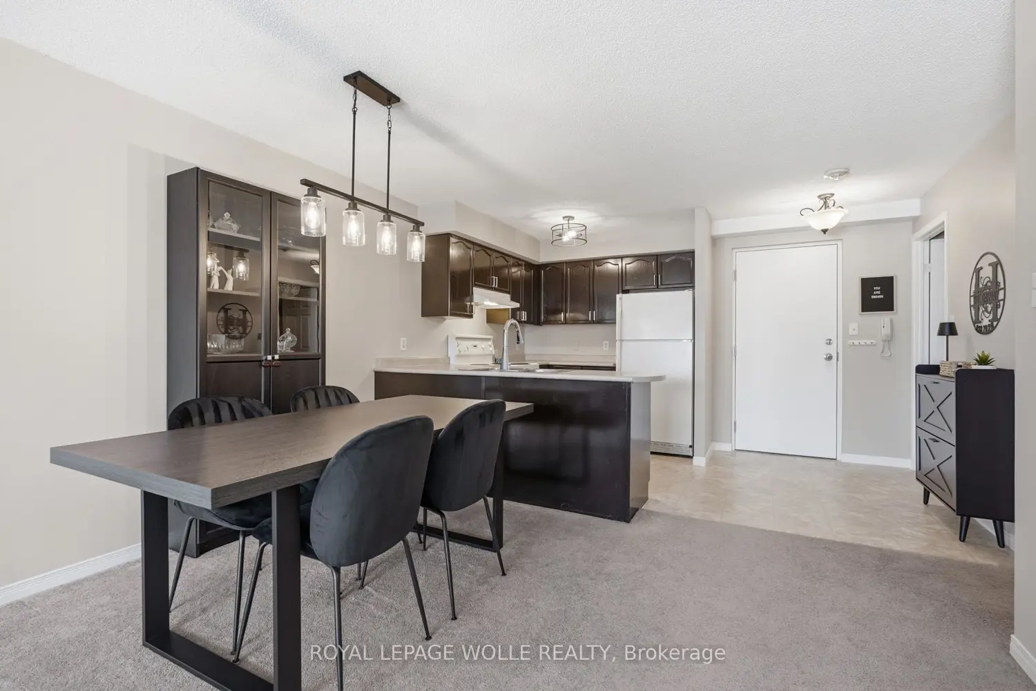 107 Bond Street 304 photo 2