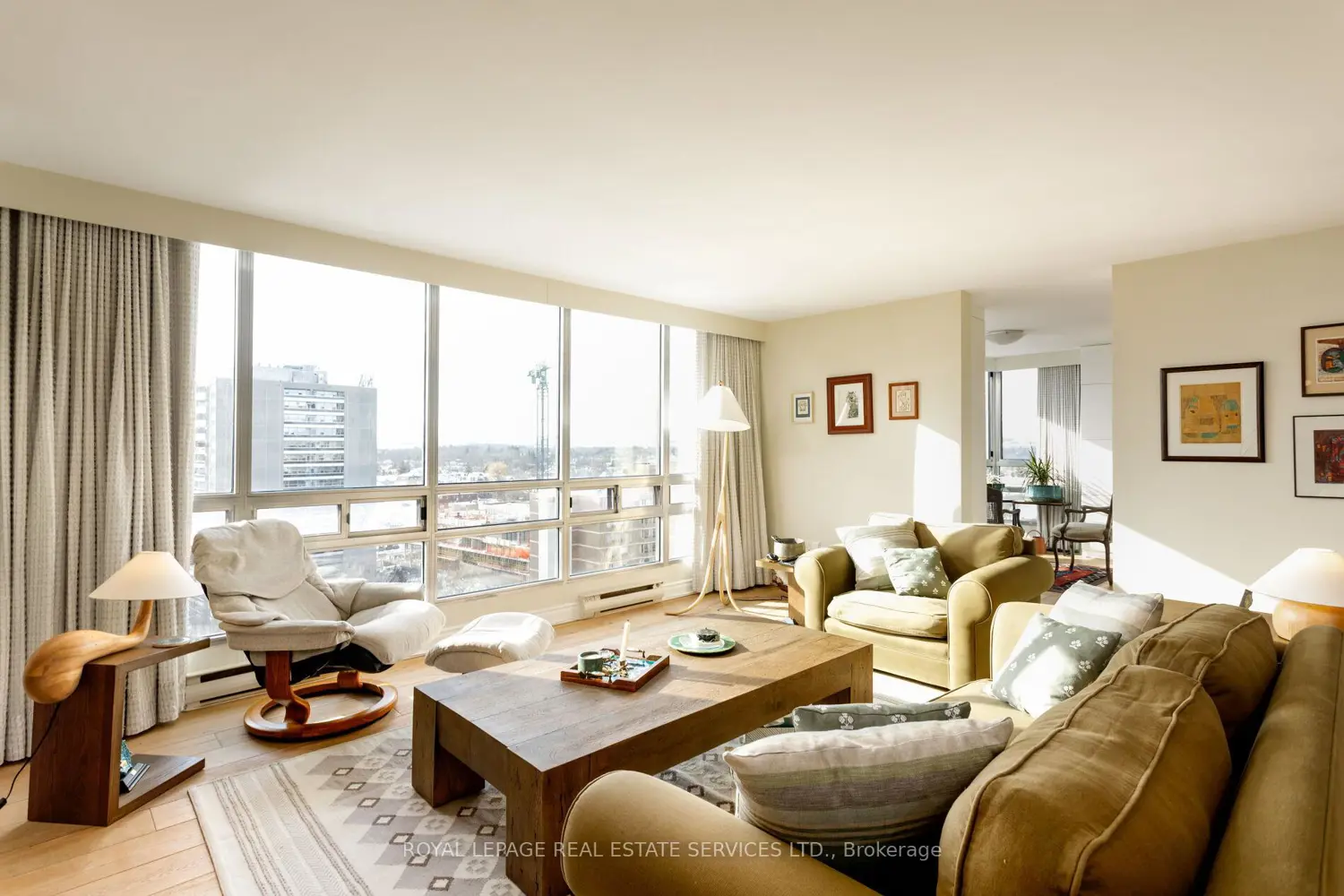2180 Marine Drive 1401 photo 2