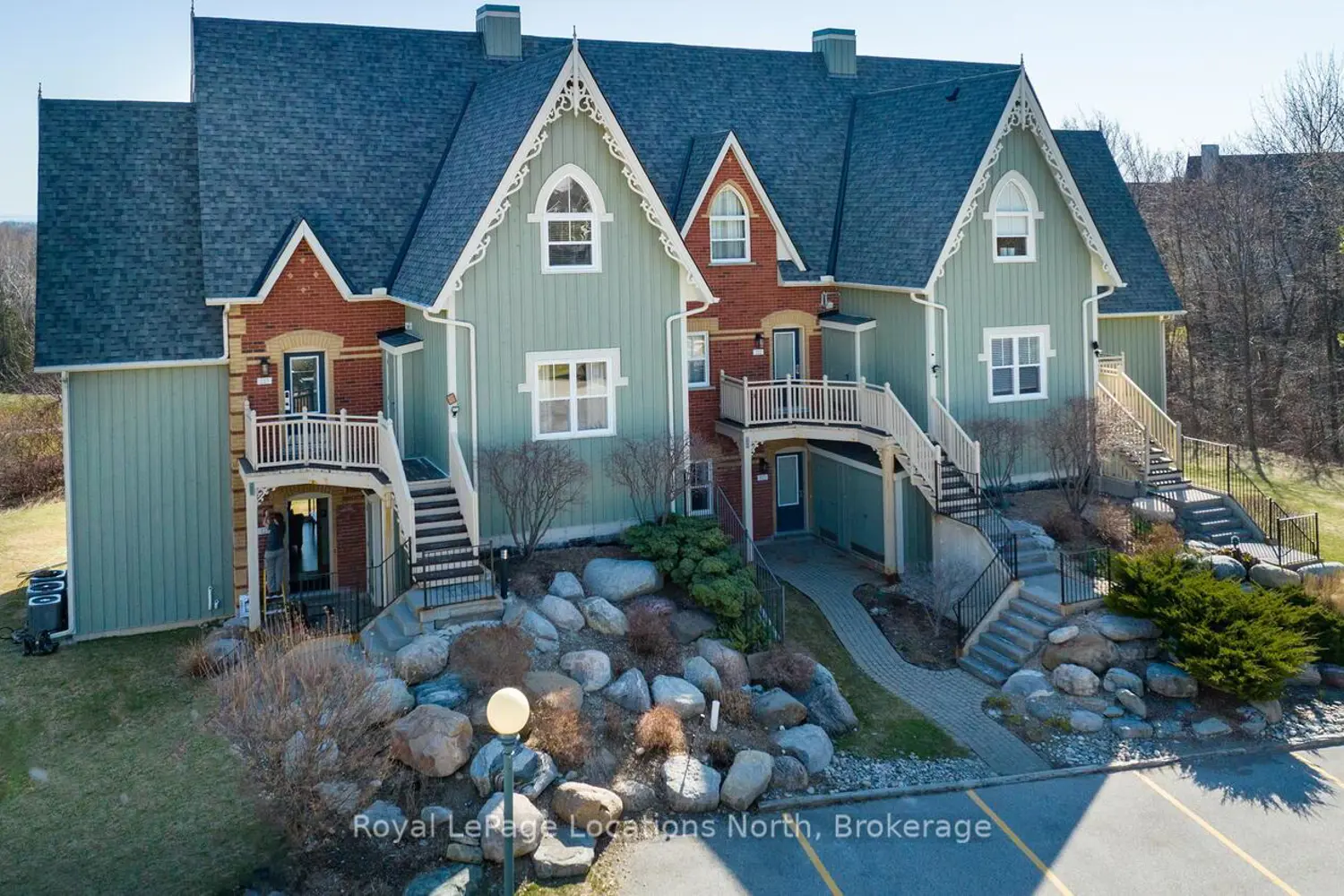 170 Snowbridge Way 223