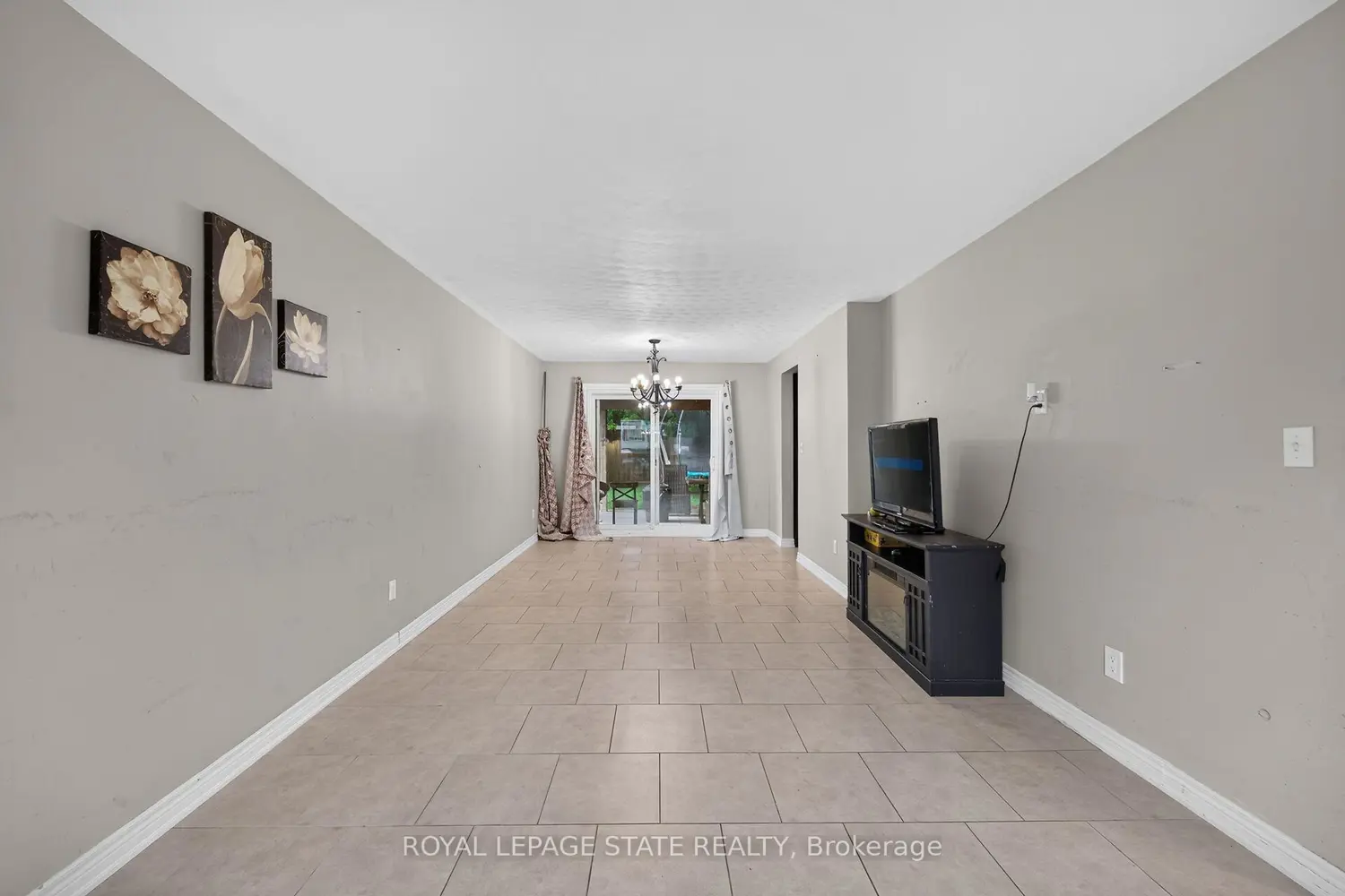 39 Dundee Drive photo 4