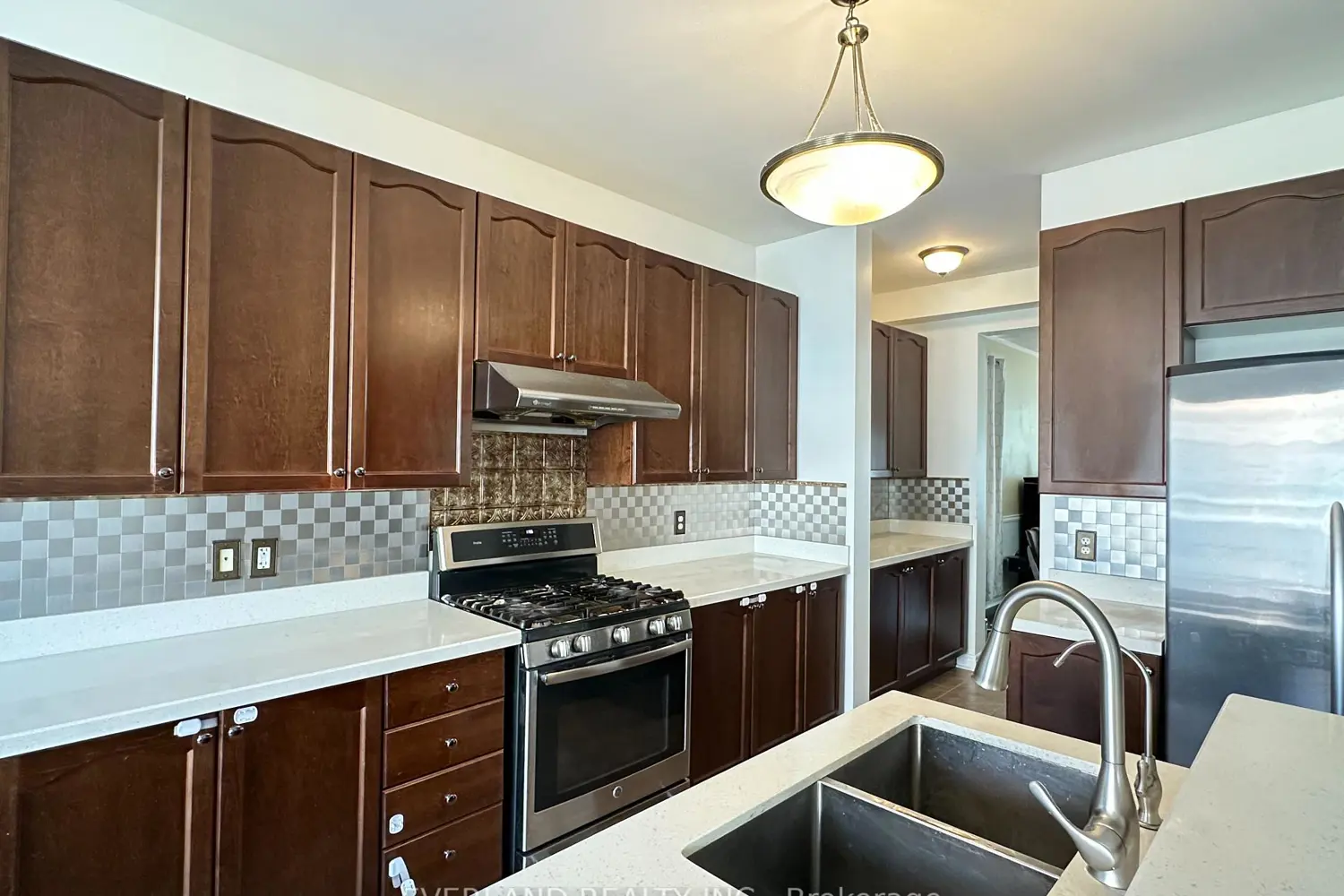 22 Lundy Drive photo 2