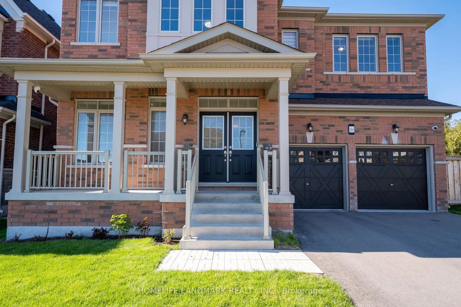 166 Petal Avenue photo 3