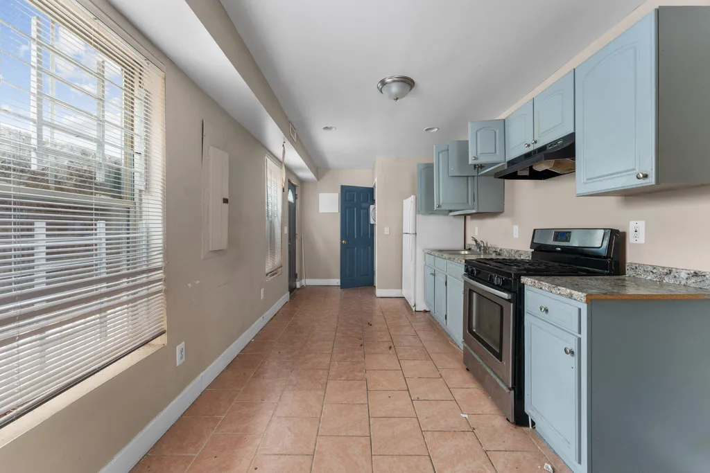1210 E Eager Street, Baltimore, MD 21202 photo 3