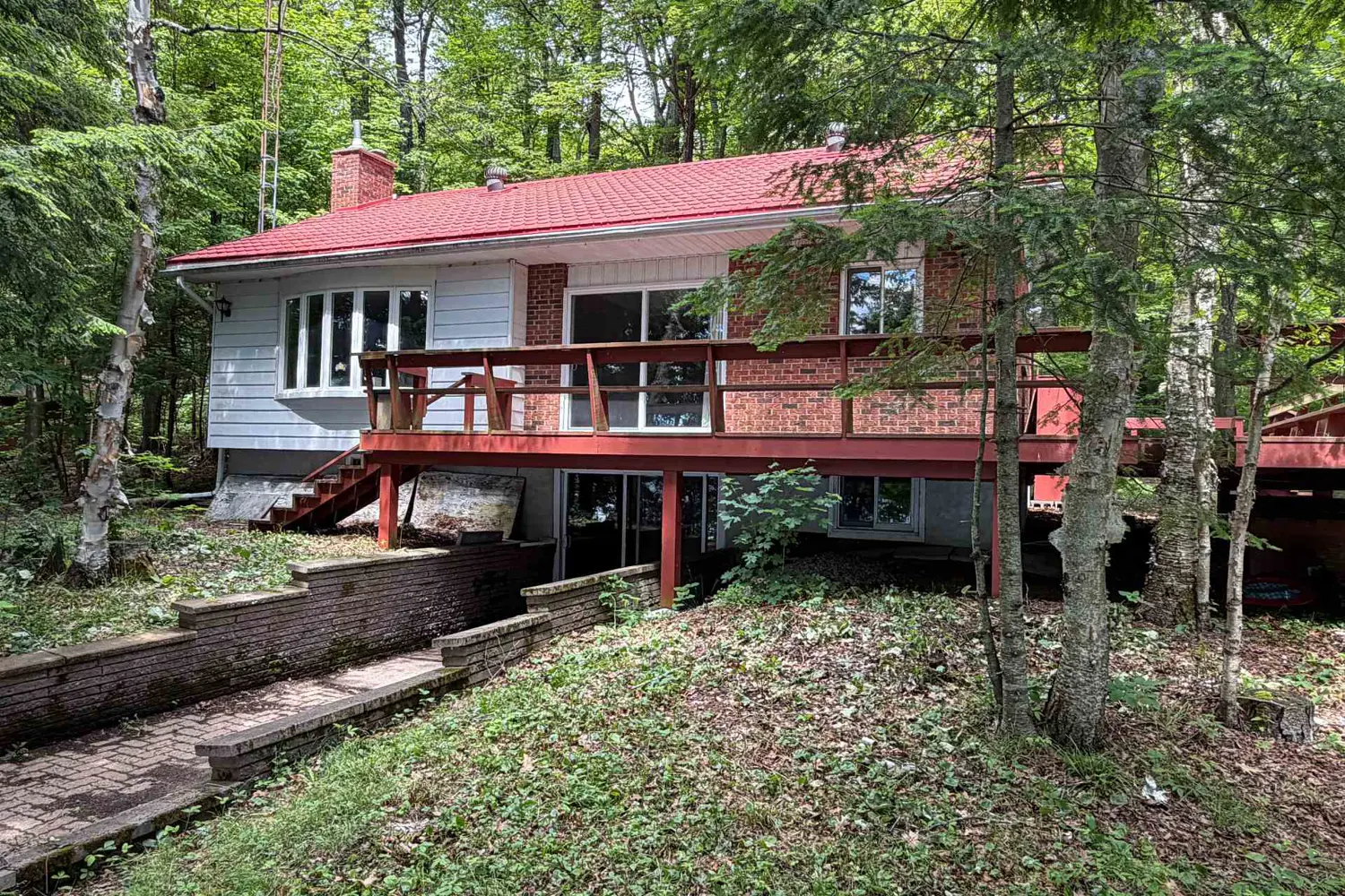 764 Skyline Drive B