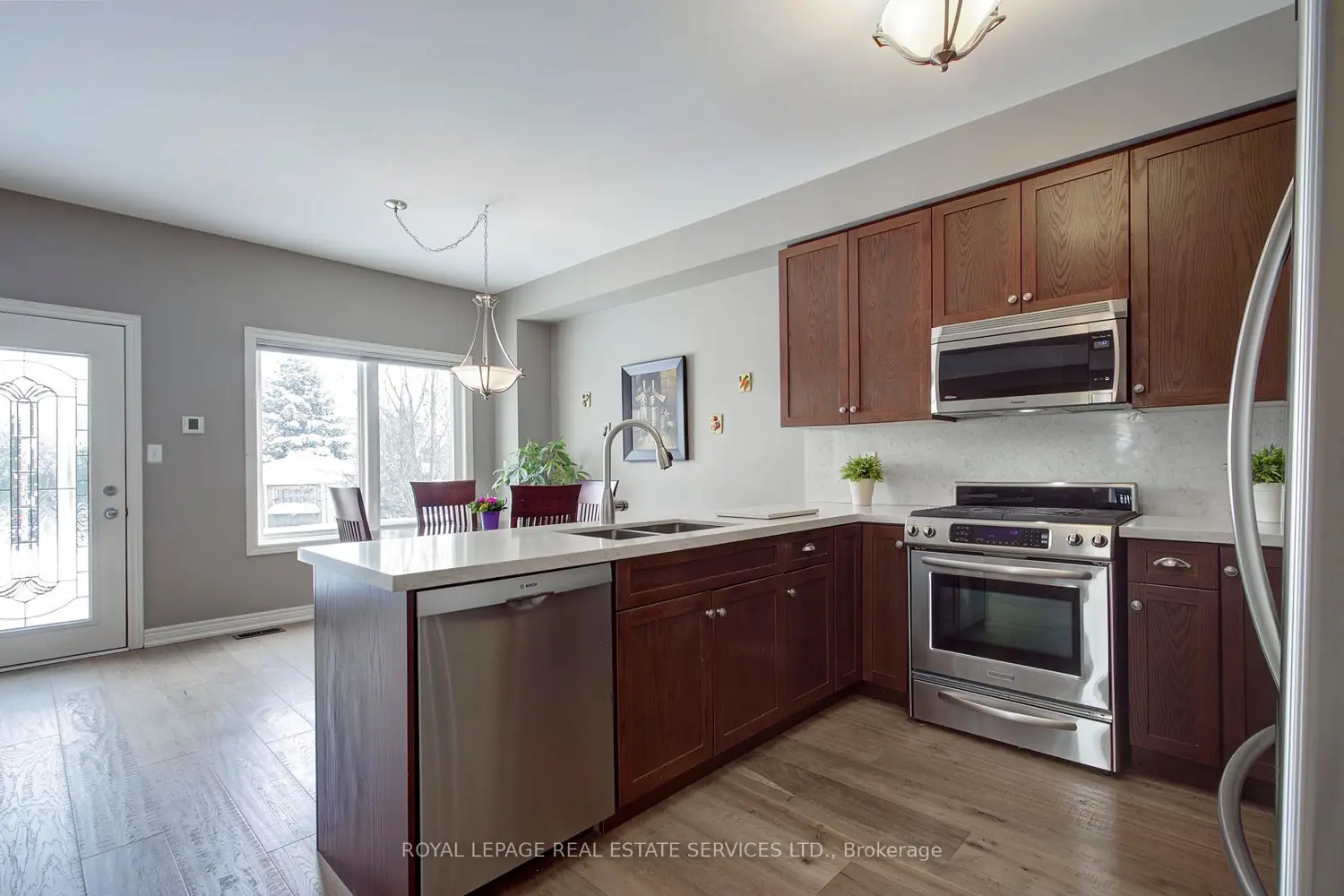 2275 Littondale Lane photo 4