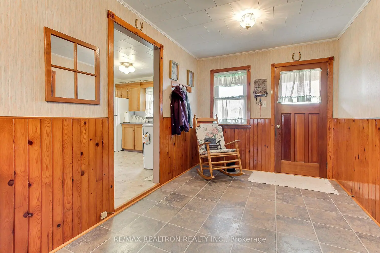 24342 Highway 48 photo 4