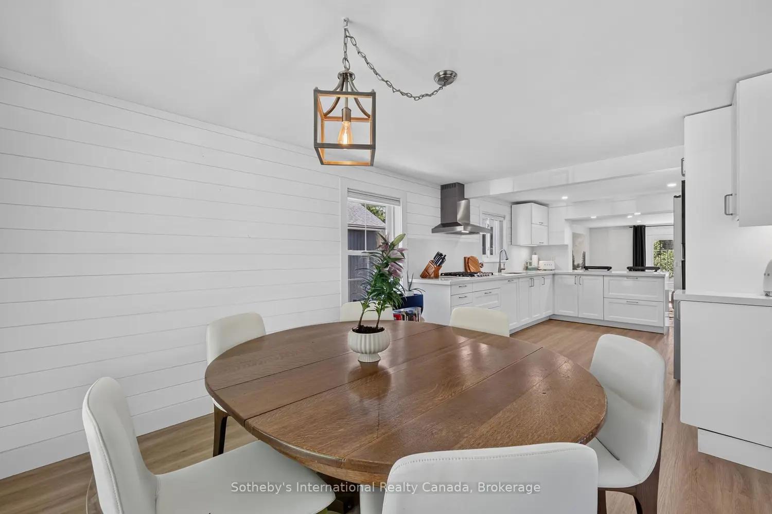 131 Bruce Street photo 5