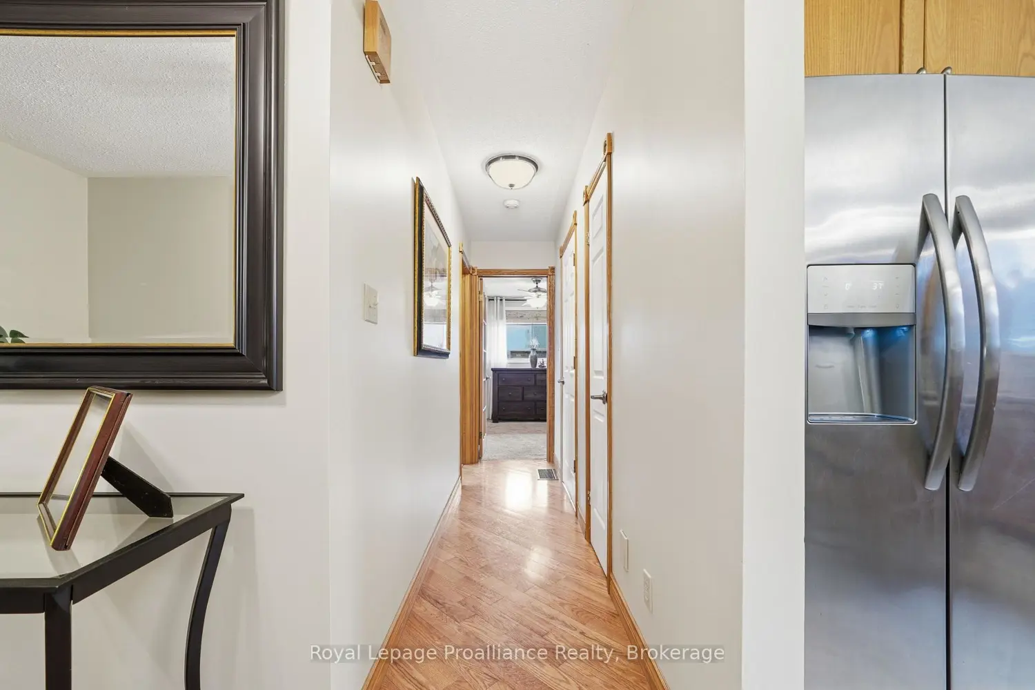 40 Springbrook Crescent photo 4