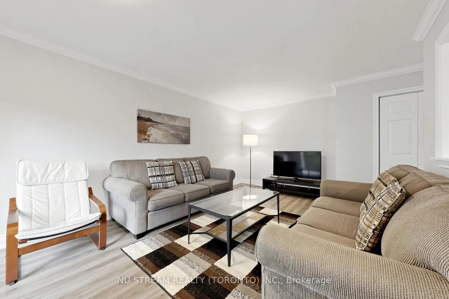 17 Newlands Avenue photo 5