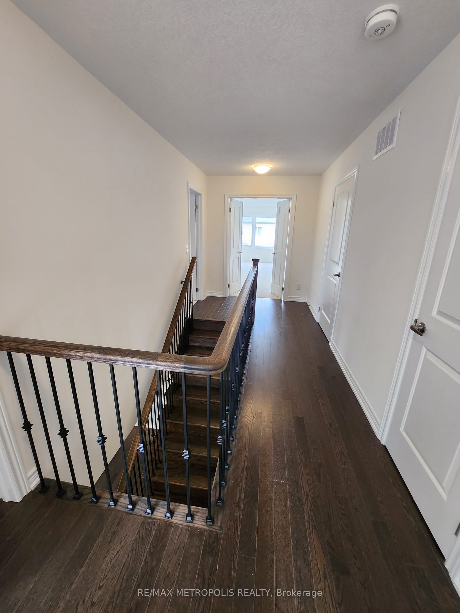15 Georgina Street, Kitchener, ON, N2R 0S6