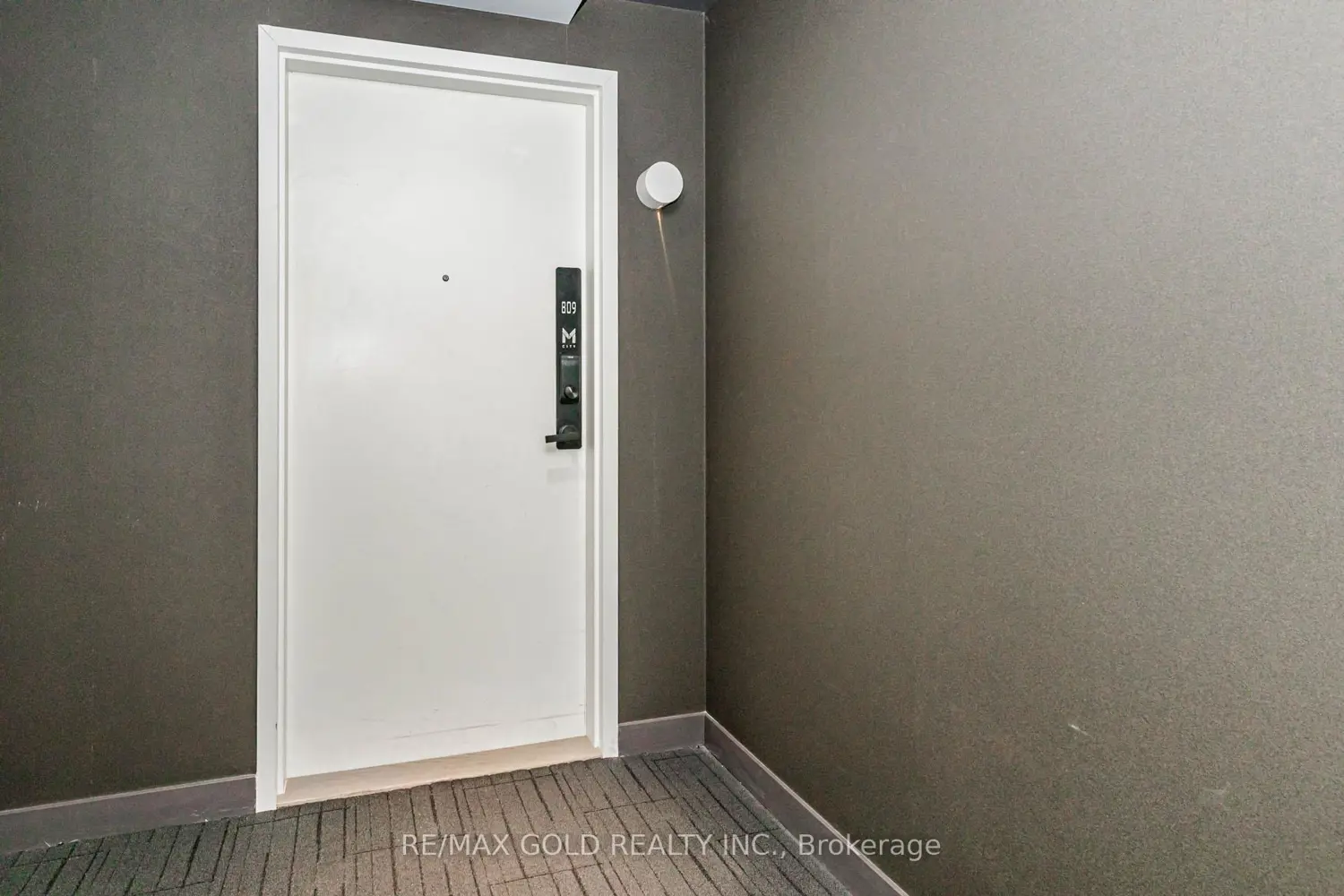 3900 Confederation Parkway 809 photo 4