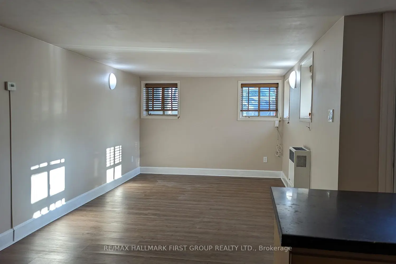 307 Greenwood Avenue photo 3