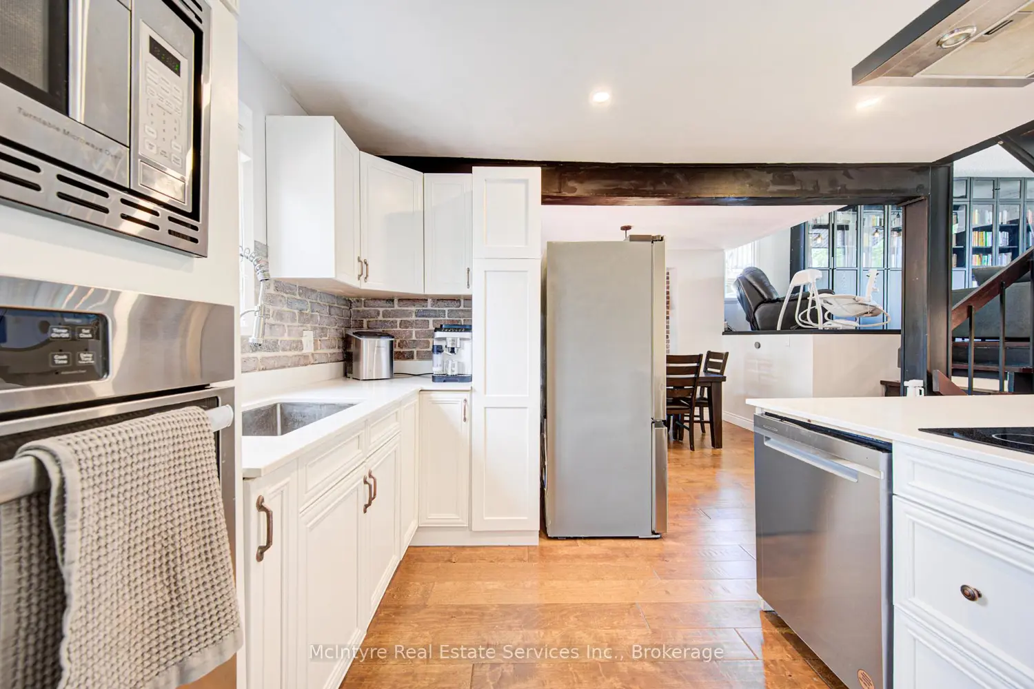 154 Grand Avenue photo 5