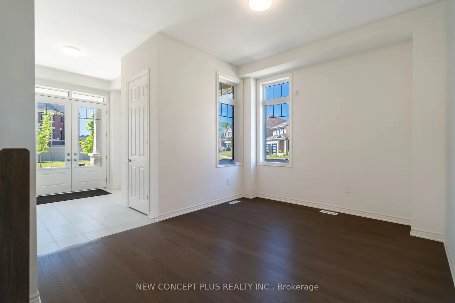 63 Bluebird Boulevard photo 2