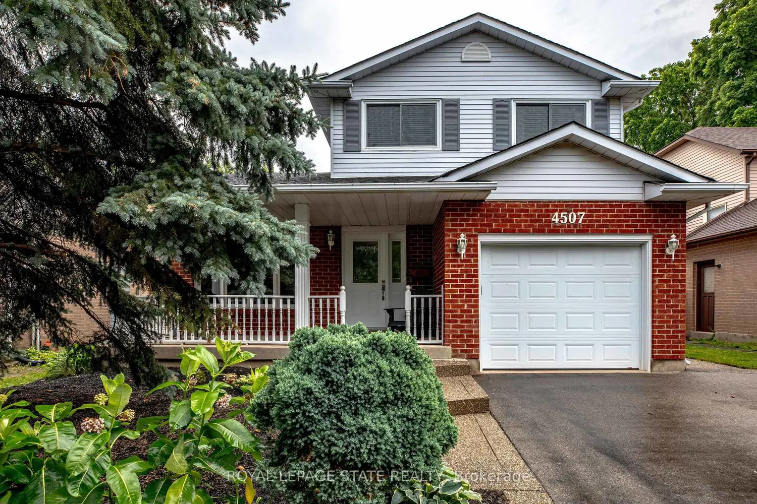 4507 Ivy Gardens Crescent