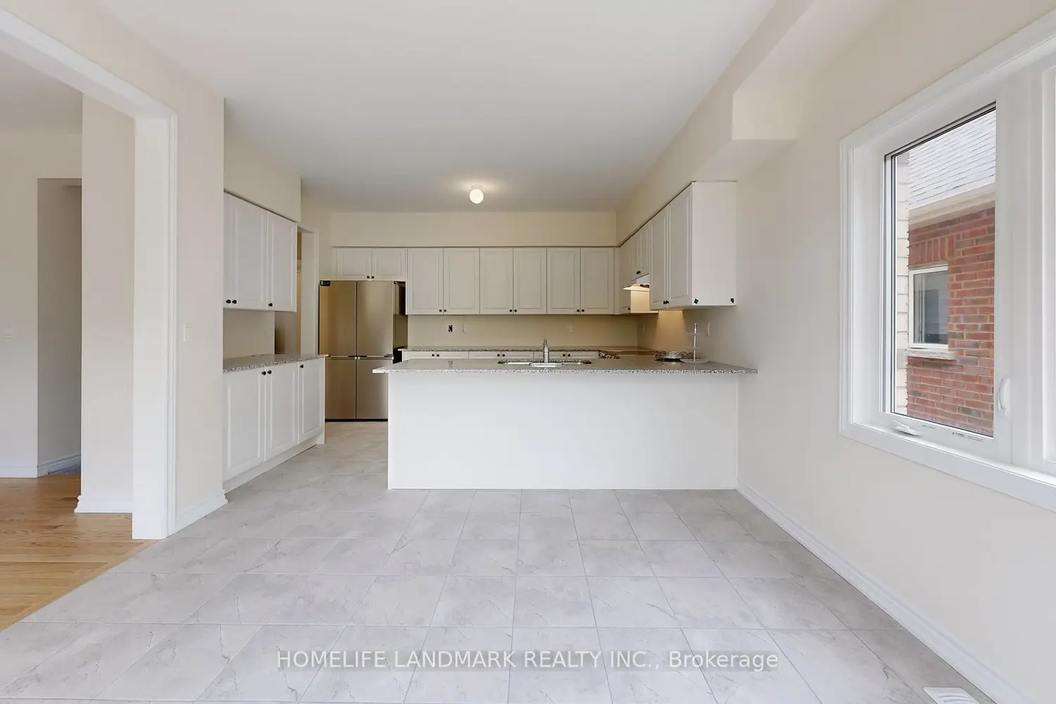 119 Hawkins Street photo 5