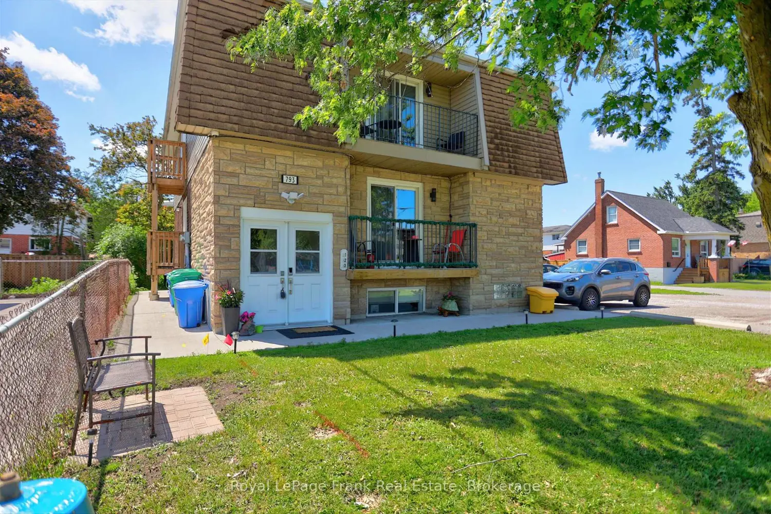 793 Crawford Drive photo 2