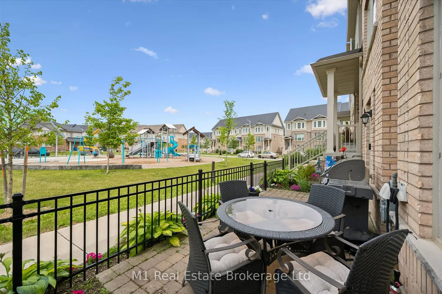 279 Law Drive photo 5