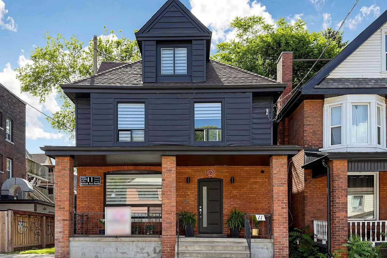 11 Holton Avenue photo 2