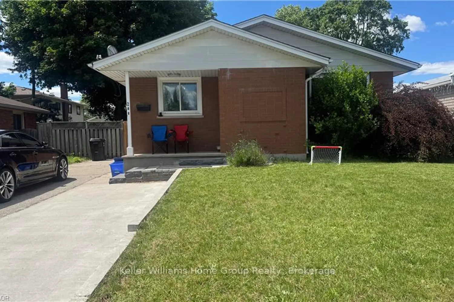 248 Cyrus Street photo 2