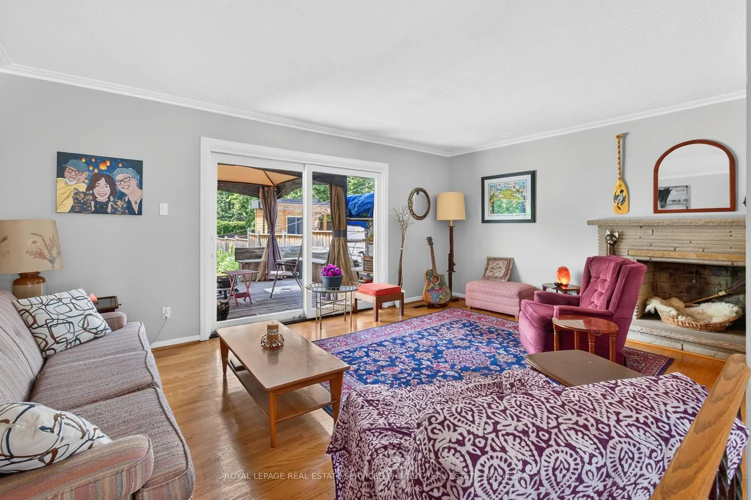 1379 Tyneburn Crescent photo 3