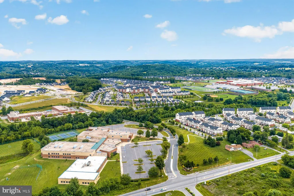 5861 Oakdale Village Road, Ijamsville, MD 21754