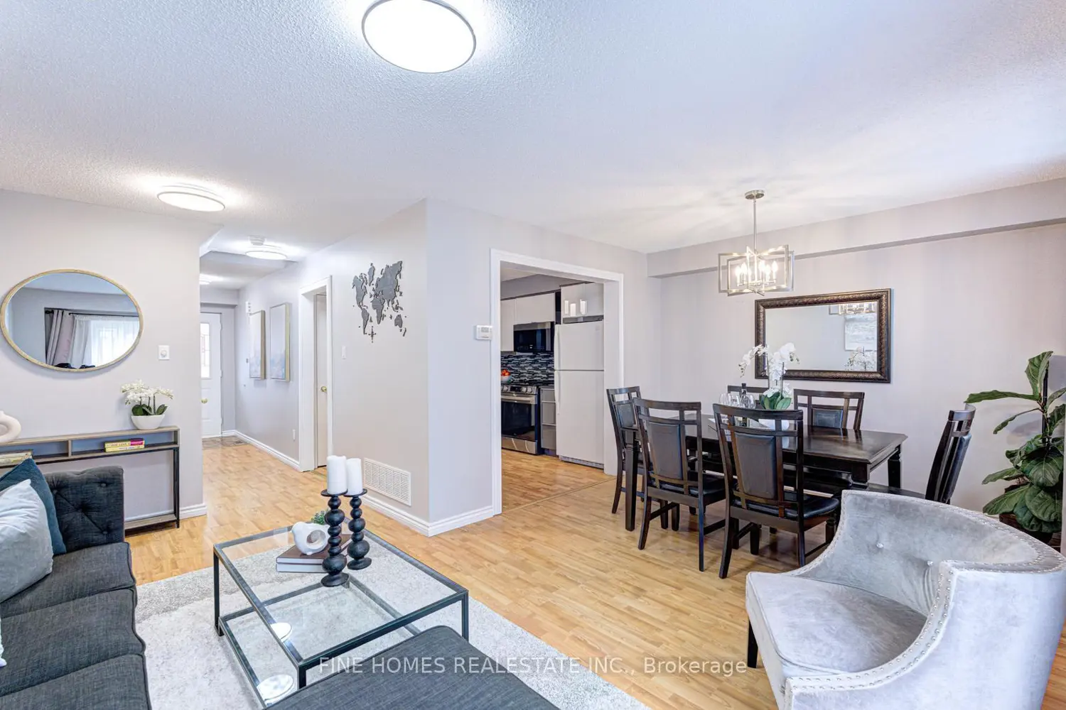 302 Maciver Boulevard photo 2
