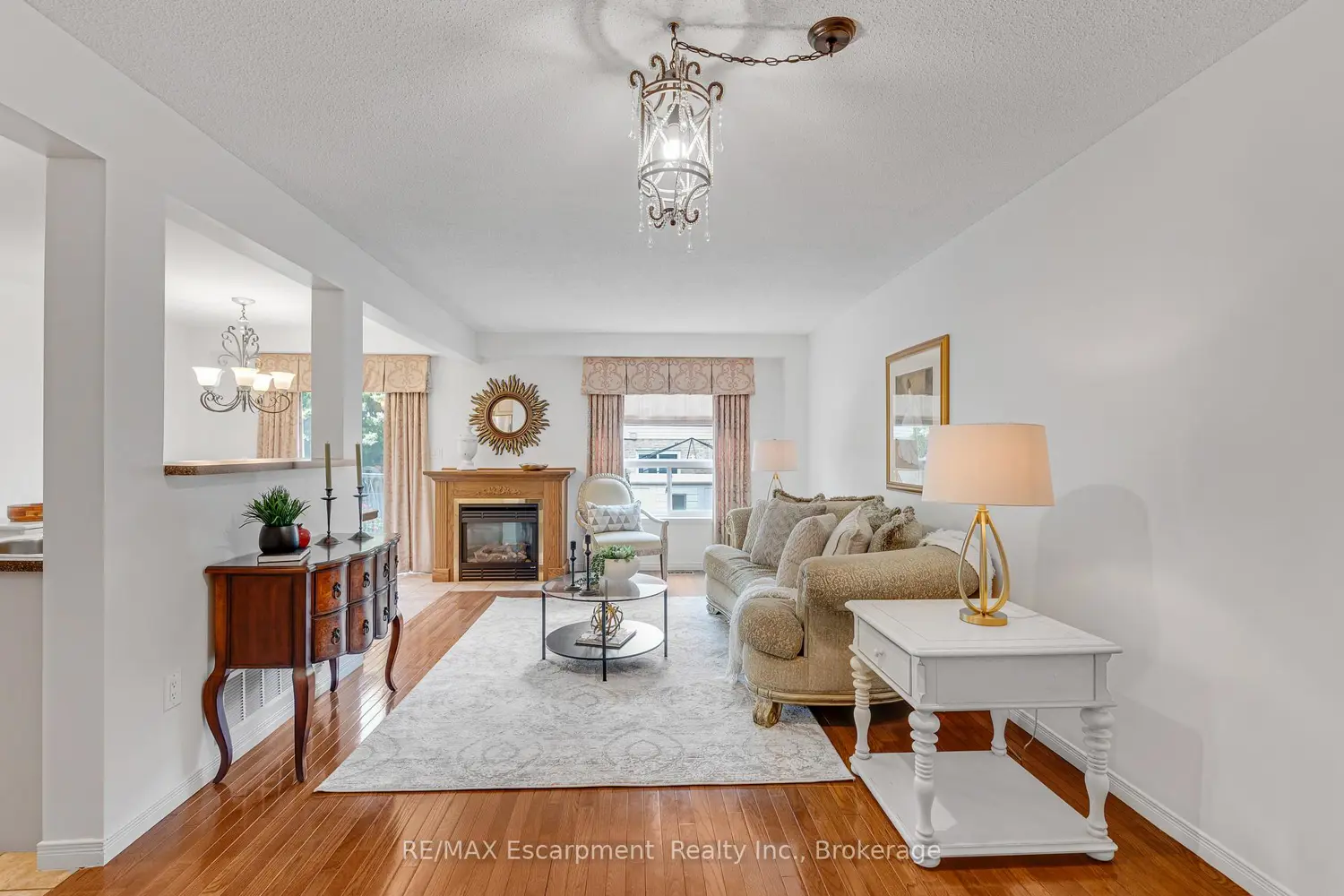 117 Frances Avenue photo 5