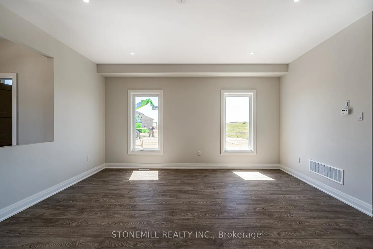 229 Midland Place photo 3