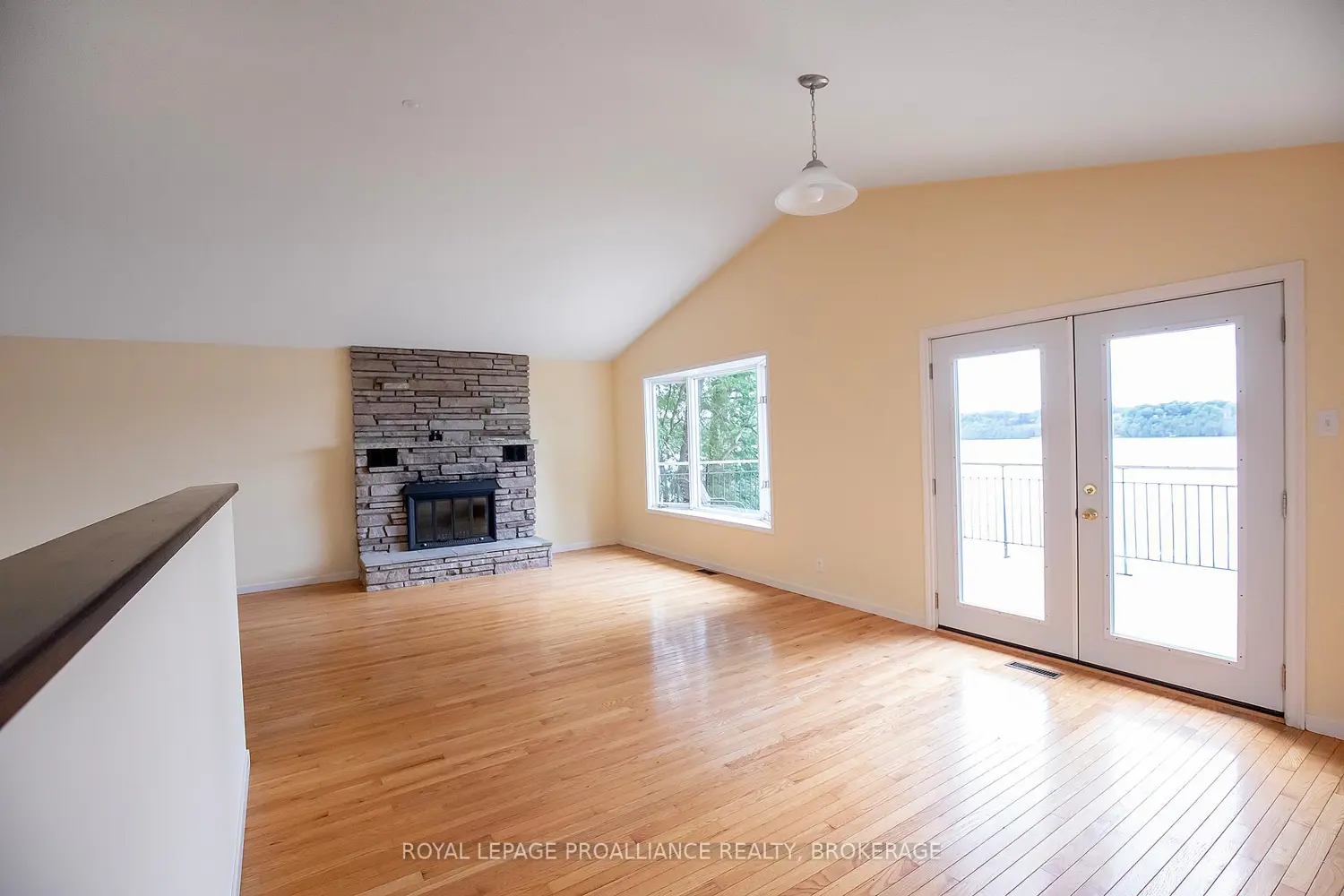 4502 Red Maple Lane photo 3