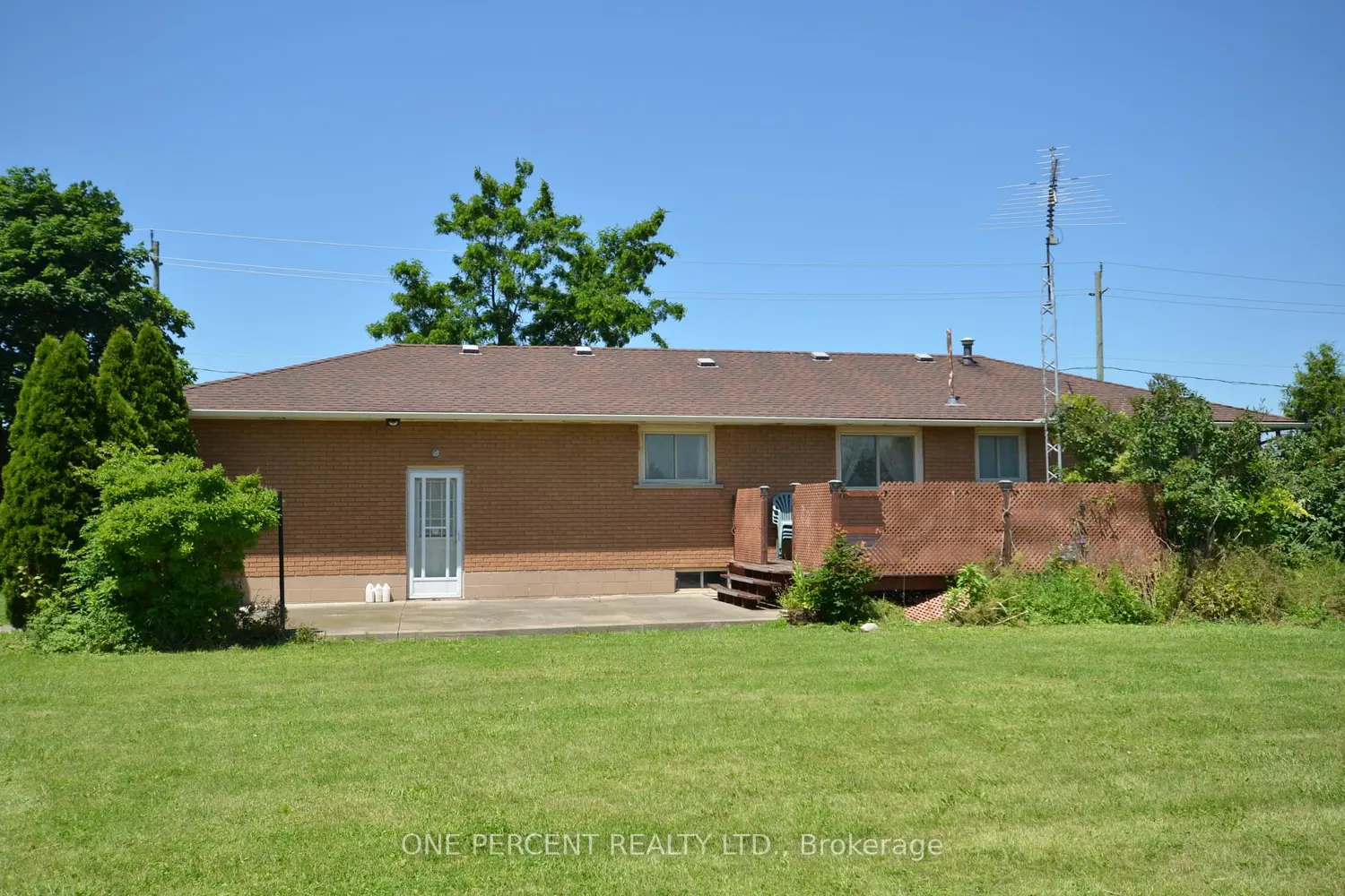 207 Mountain Road photo 2