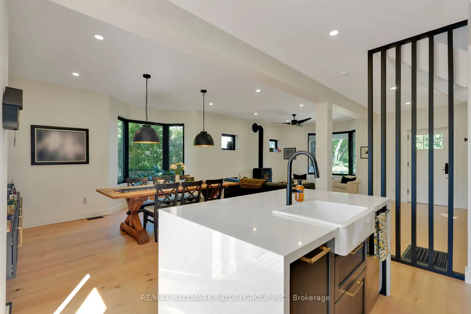 255 Blythwood Road photo 5