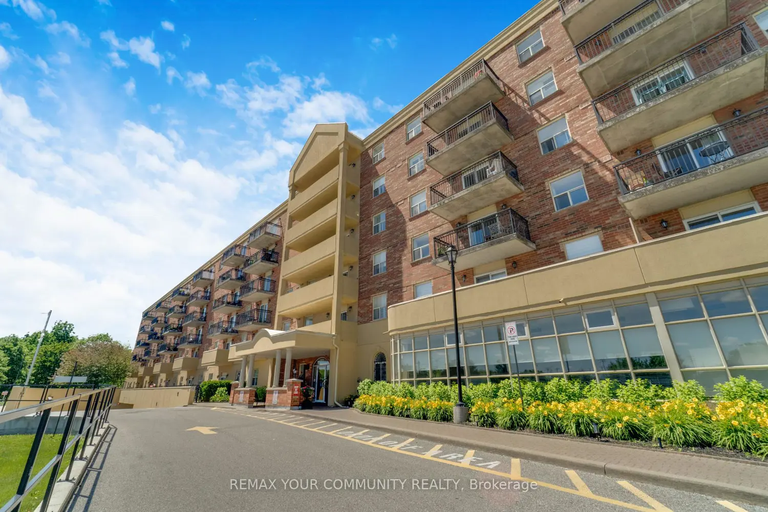 7373 Martin Grove Road 423
