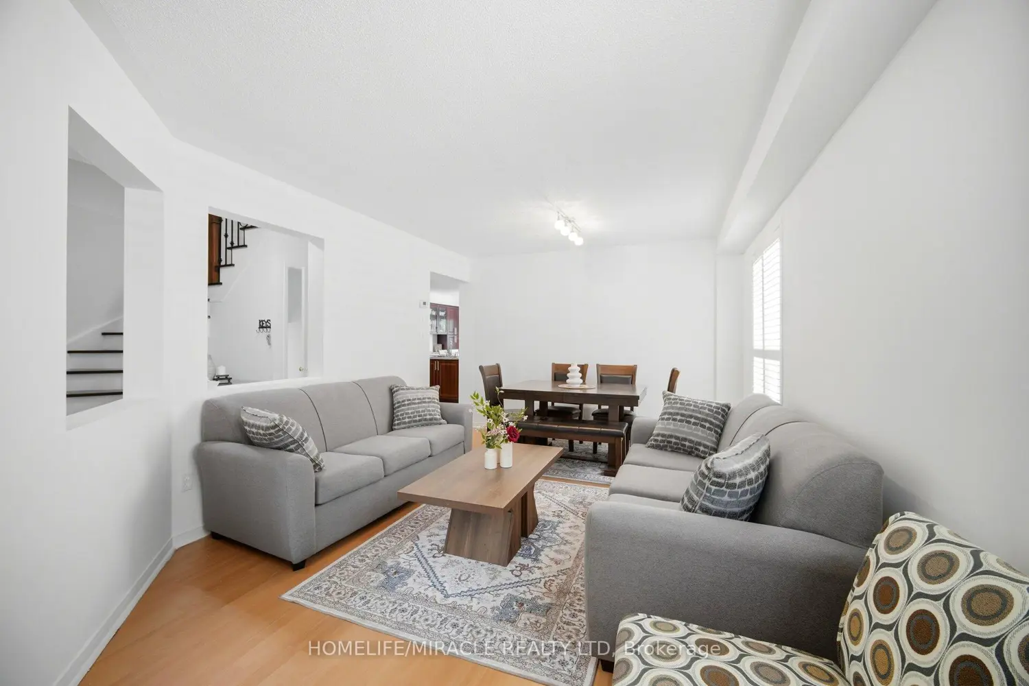 16 Capistro Street photo 5