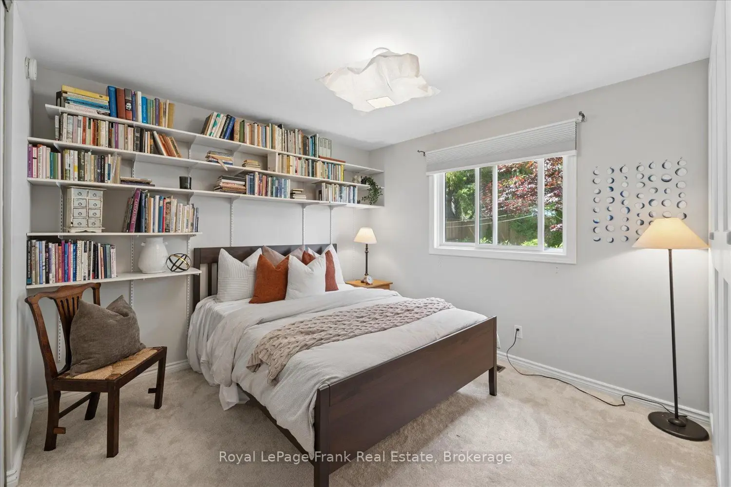 544 Maher Crescent photo 5
