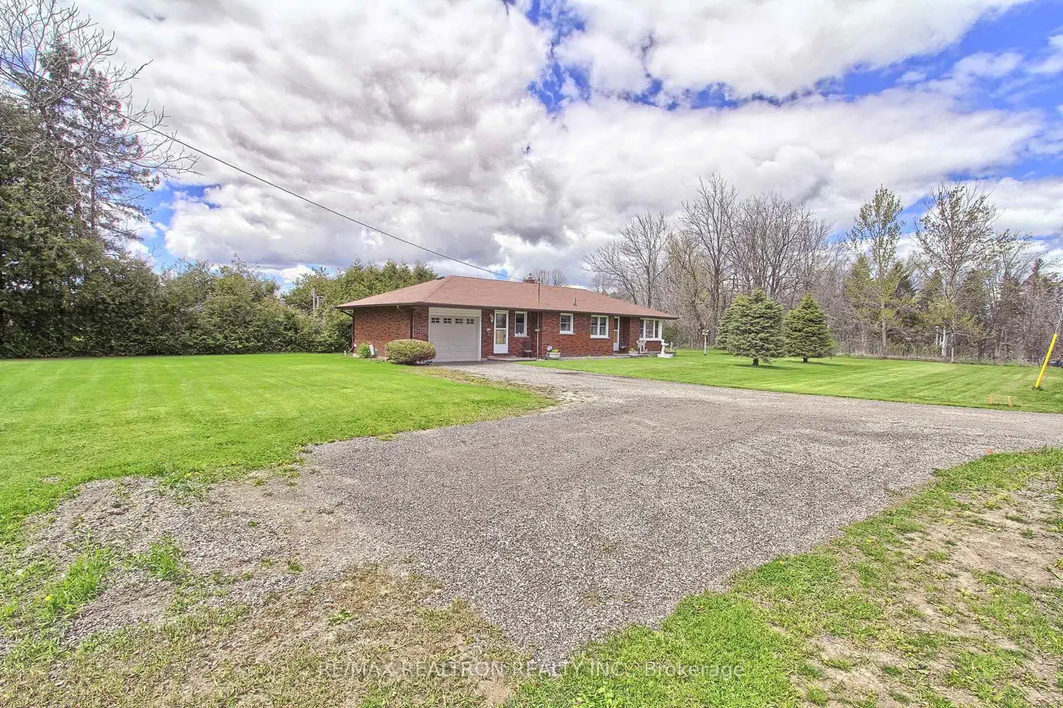 24342 Highway 48 photo 3