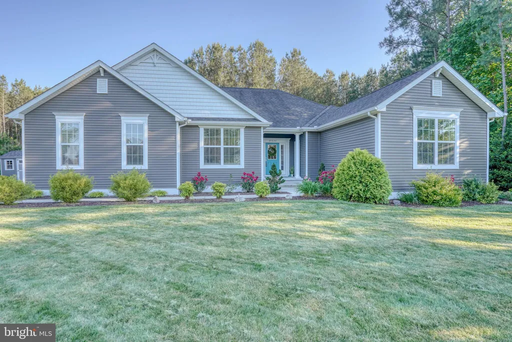 24630 Hollytree Circle, Georgetown, DE 19947