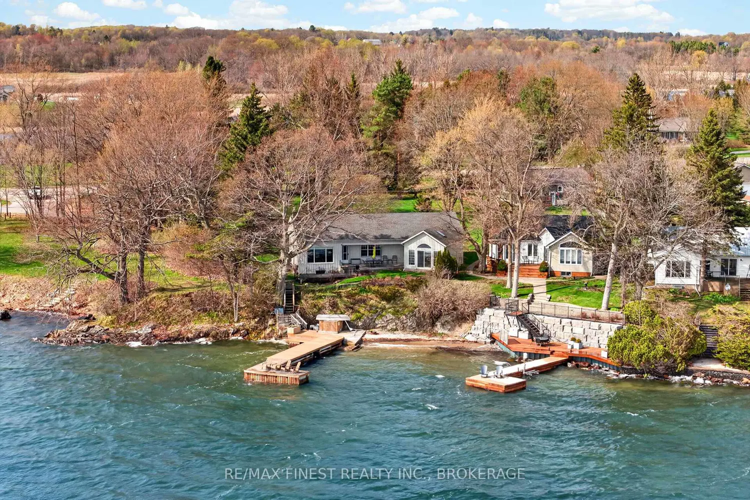 119 Thousand Island Parkway