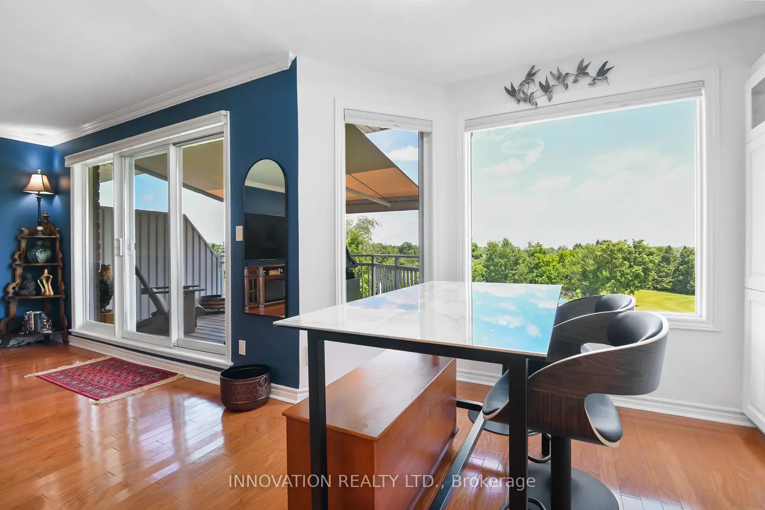 150 Robson Court 2C photo 3