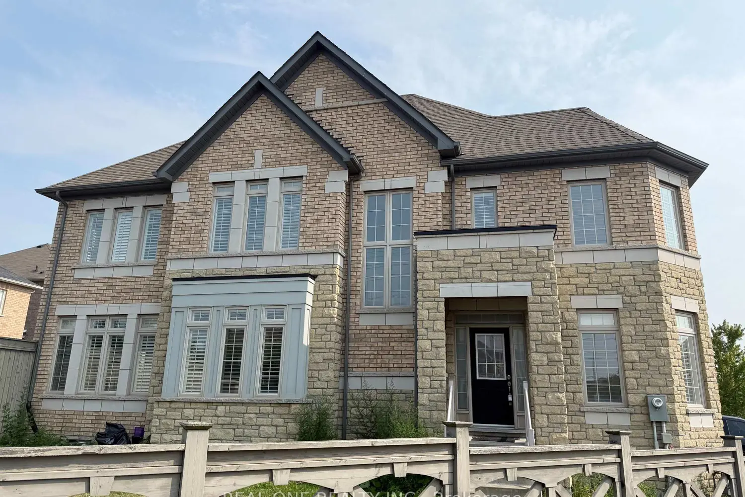 39 Mowder Drive photo 3