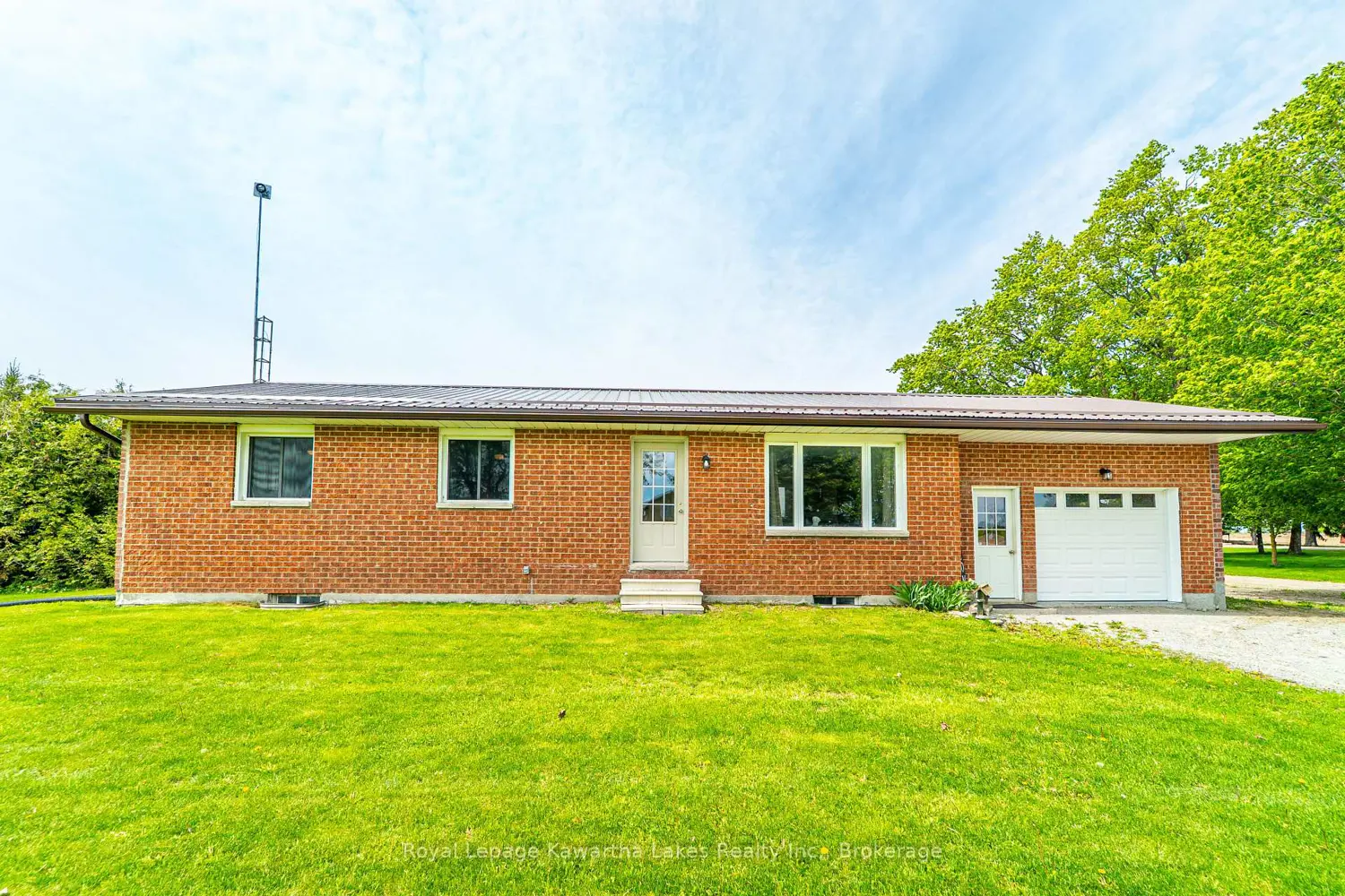 1343 Elm Tree Road photo 2