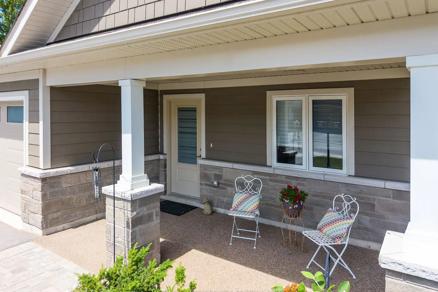 114 Dove Drive photo 2