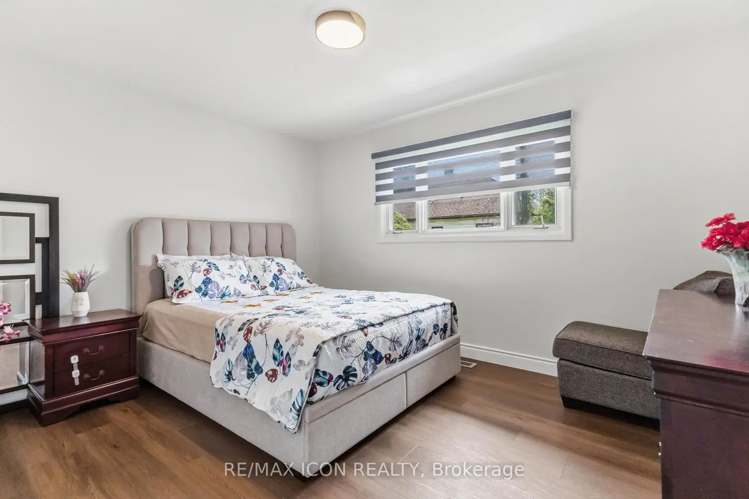 145 Gladstone Avenue photo 3