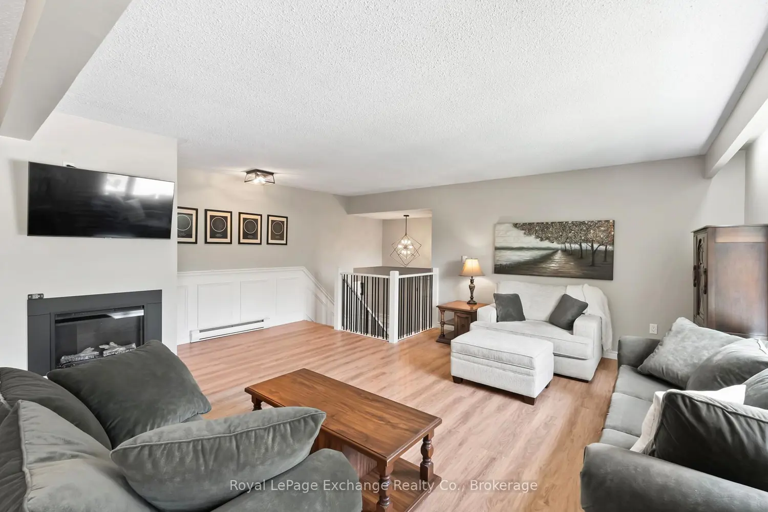 71 Upper Lorne Beach Road photo 4