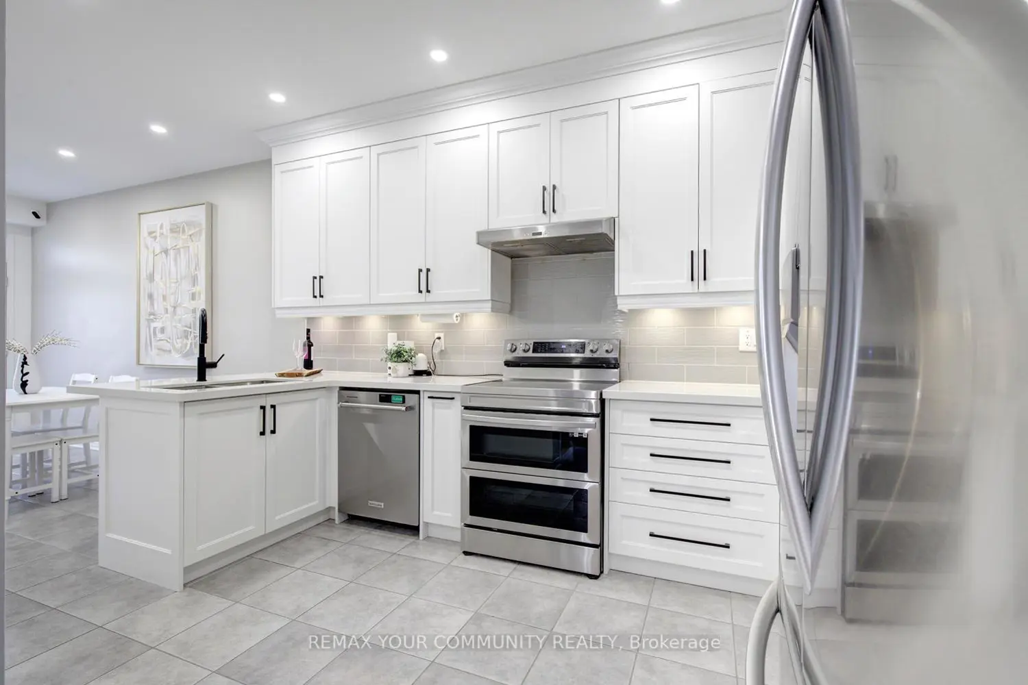 42 Laramie Crescent